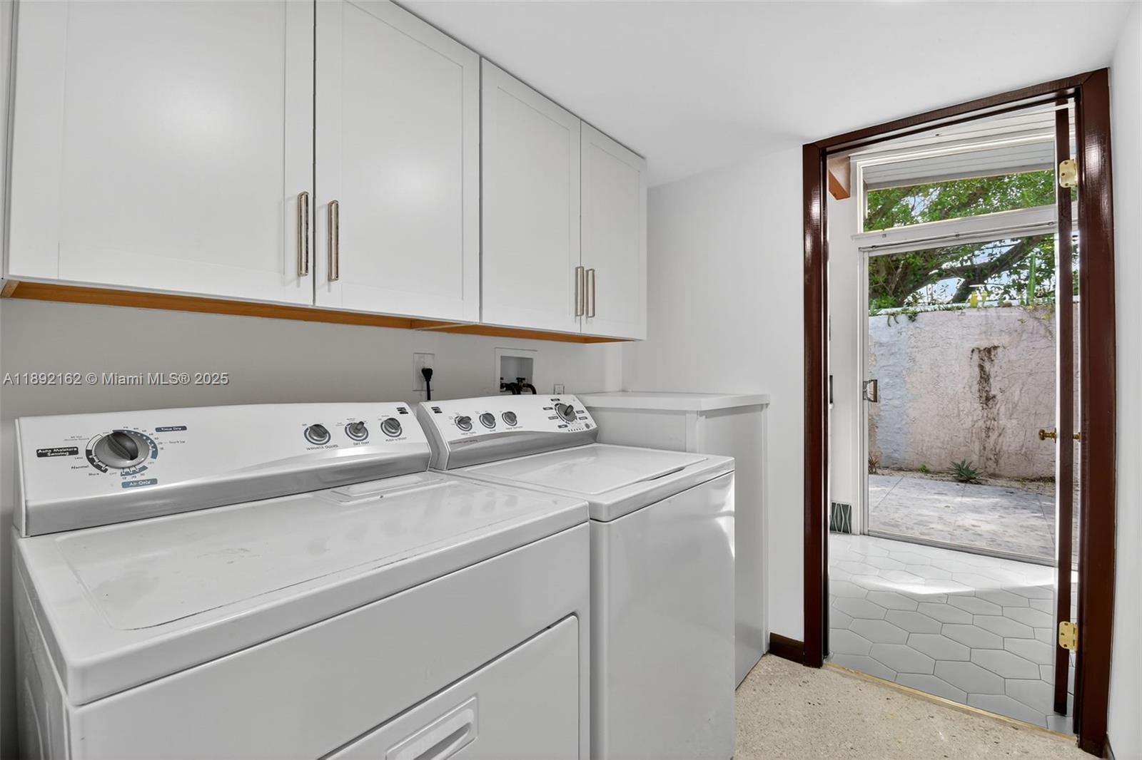 PROGRESSO - Residential Lease