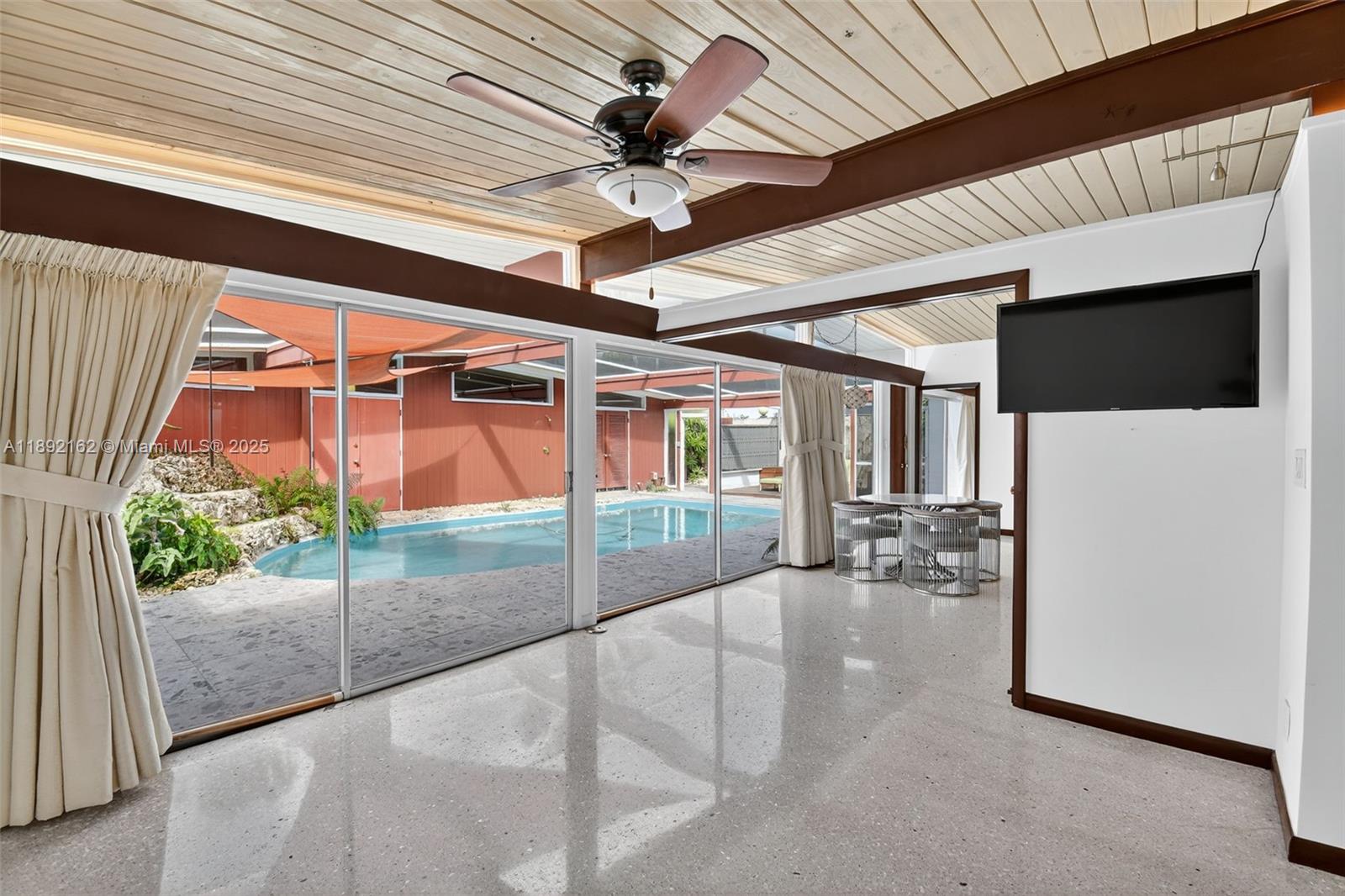 PROGRESSO - Residential Lease