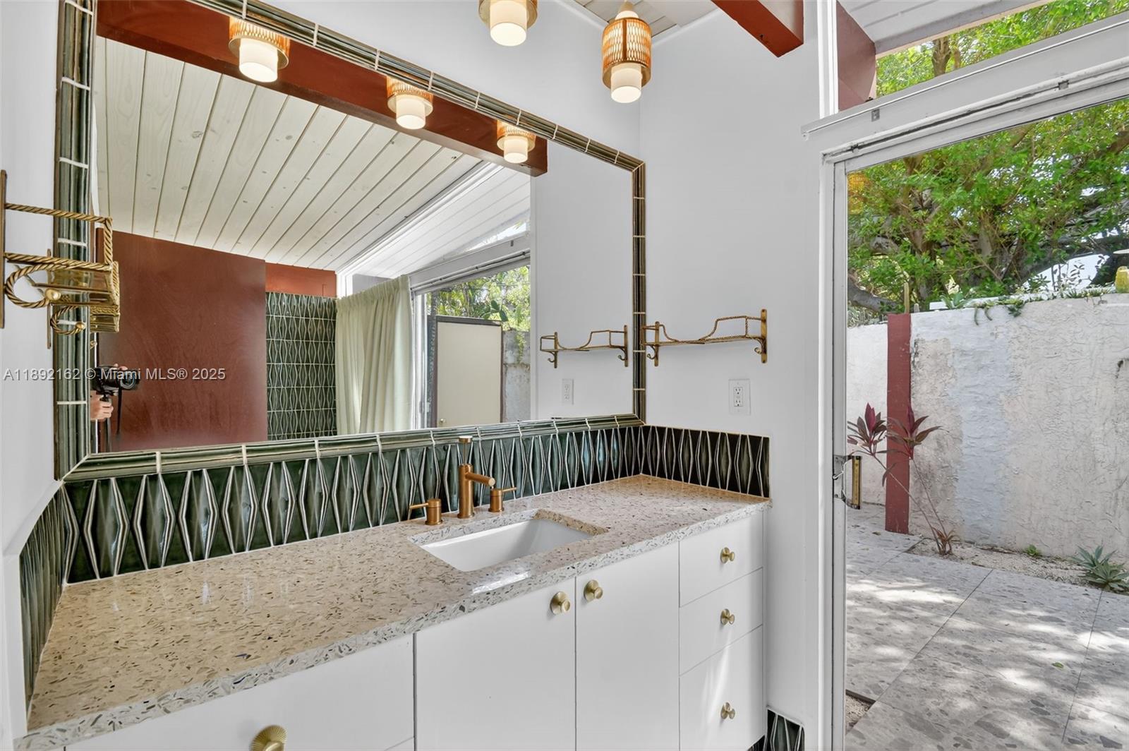 PROGRESSO - Residential Lease
