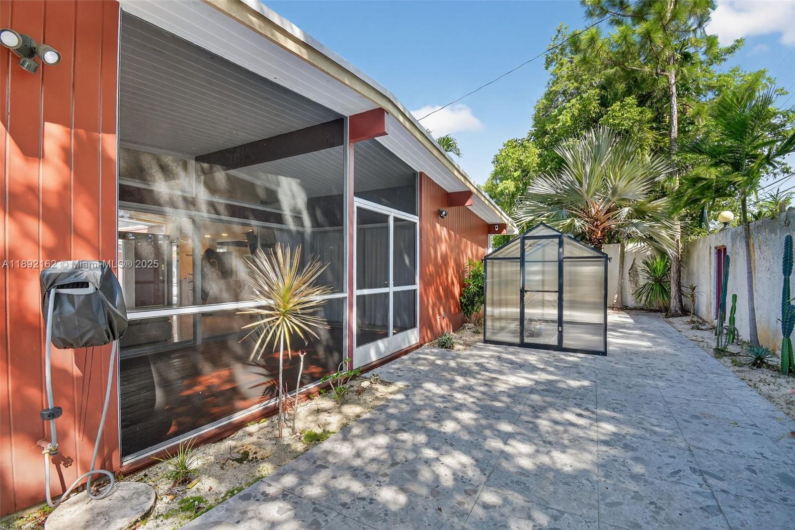 PROGRESSO - Residential Lease