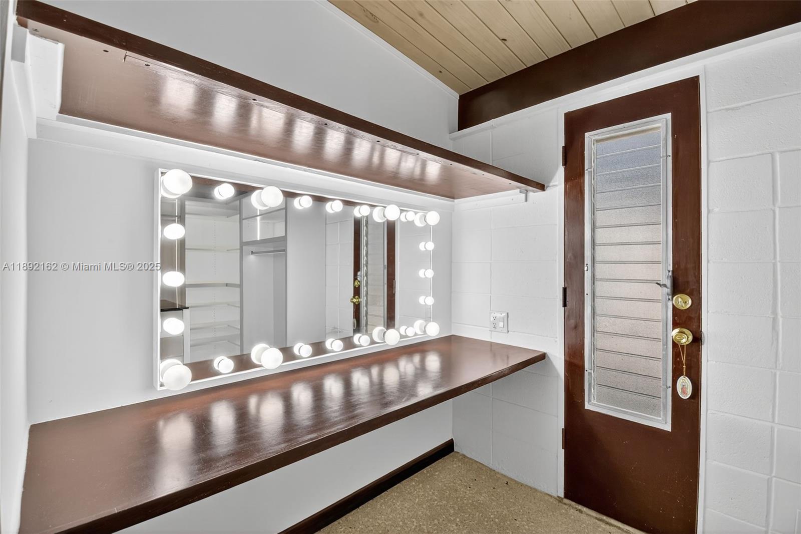 PROGRESSO - Residential Lease