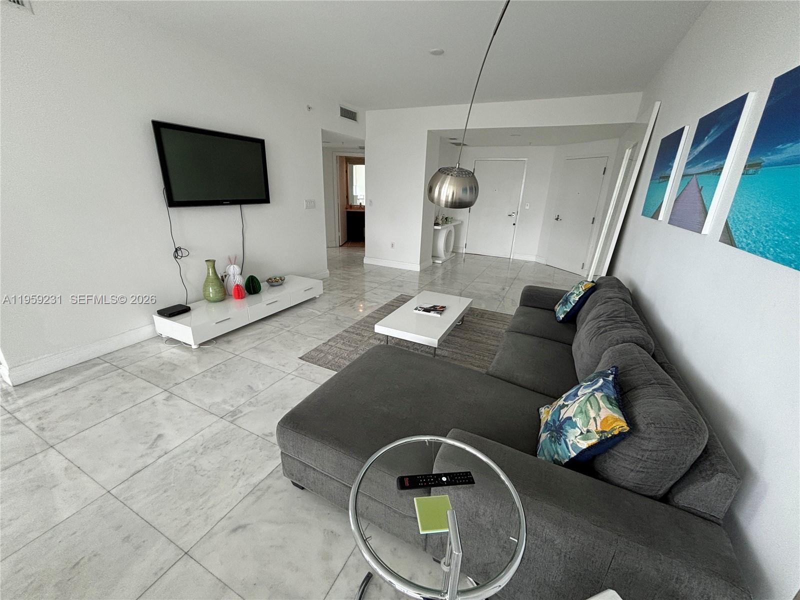 TRUMP ROYALE CONDO - Residential