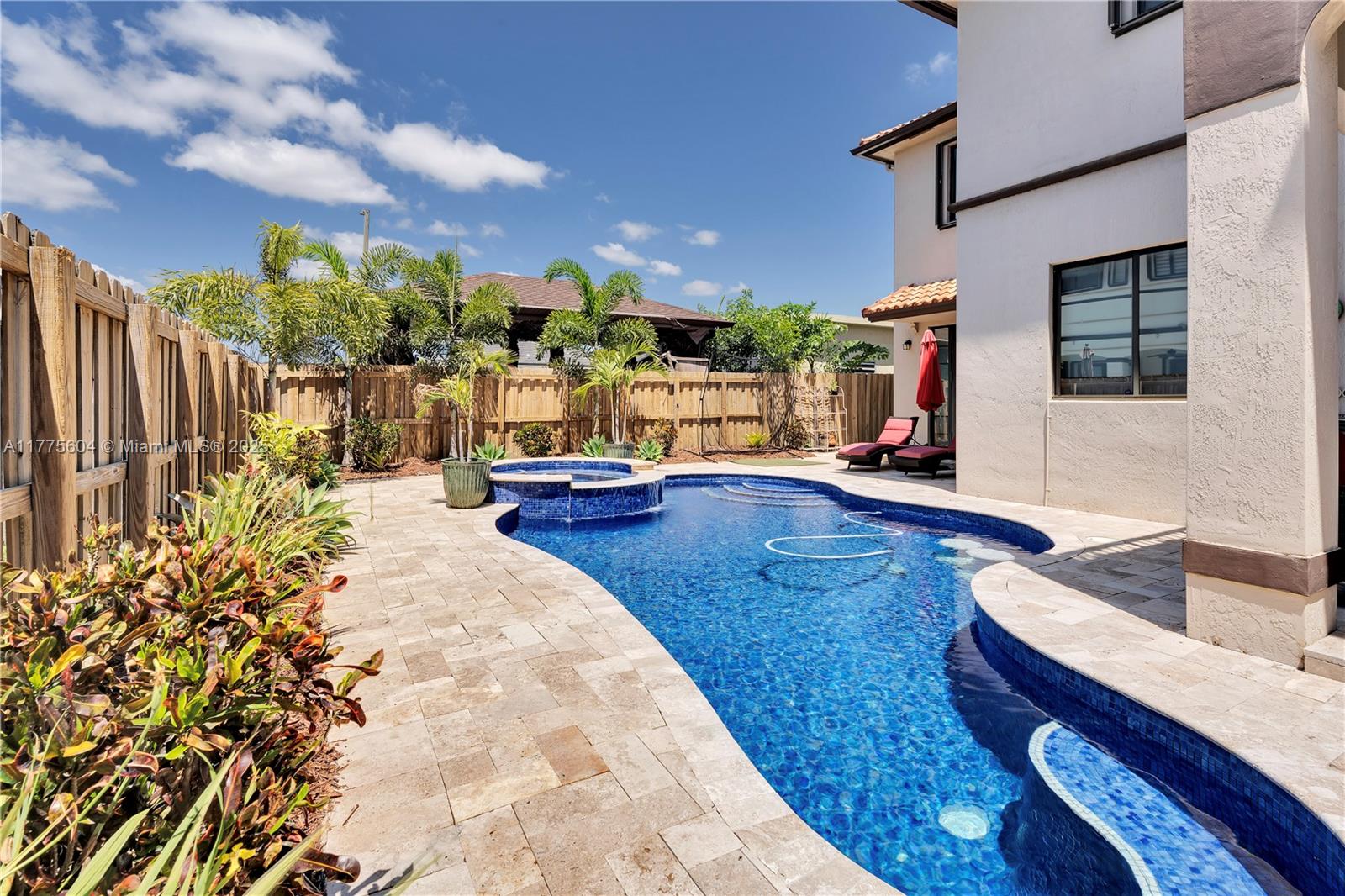 MANSIONS AT SION - Residential