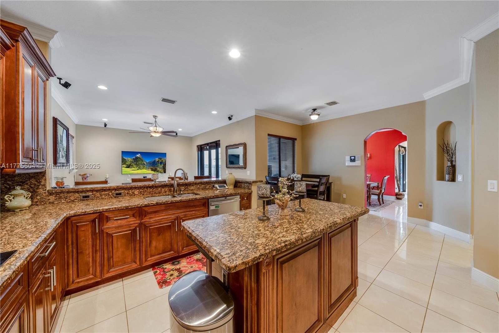 MANSIONS AT SION - Residential