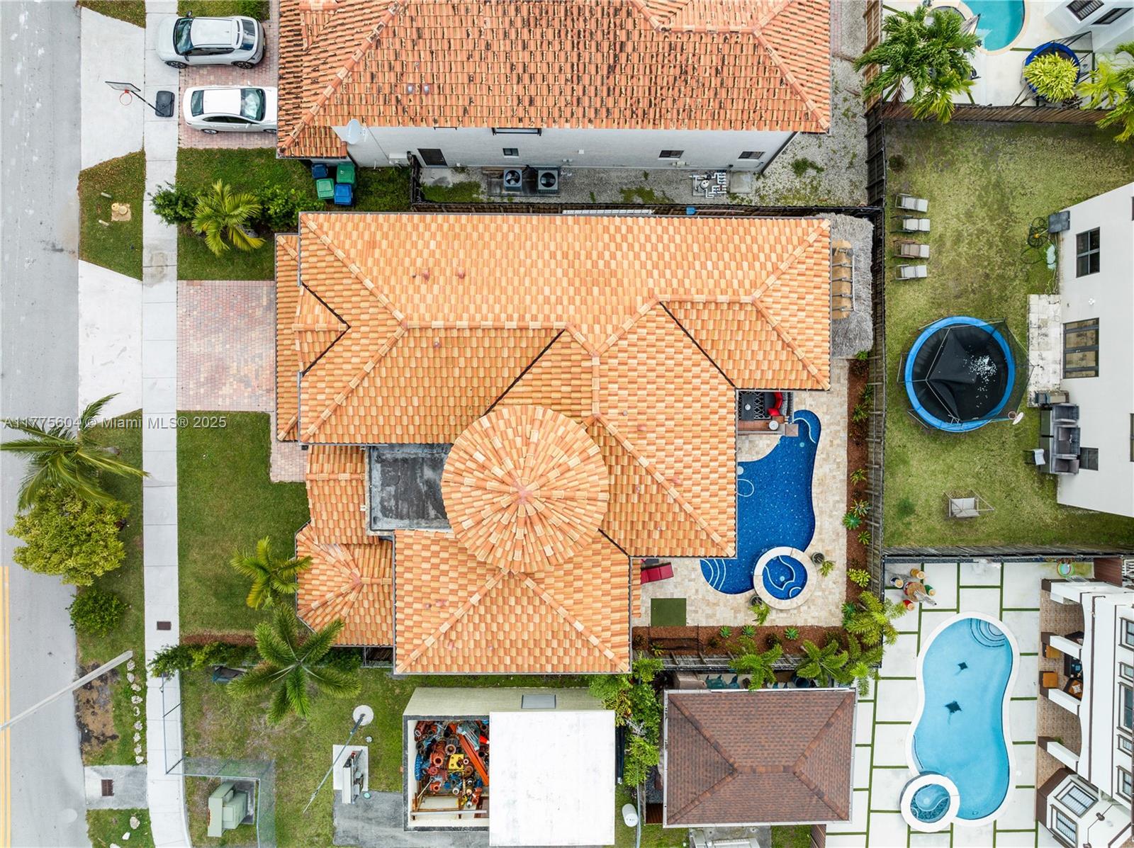 MANSIONS AT SION - Residential