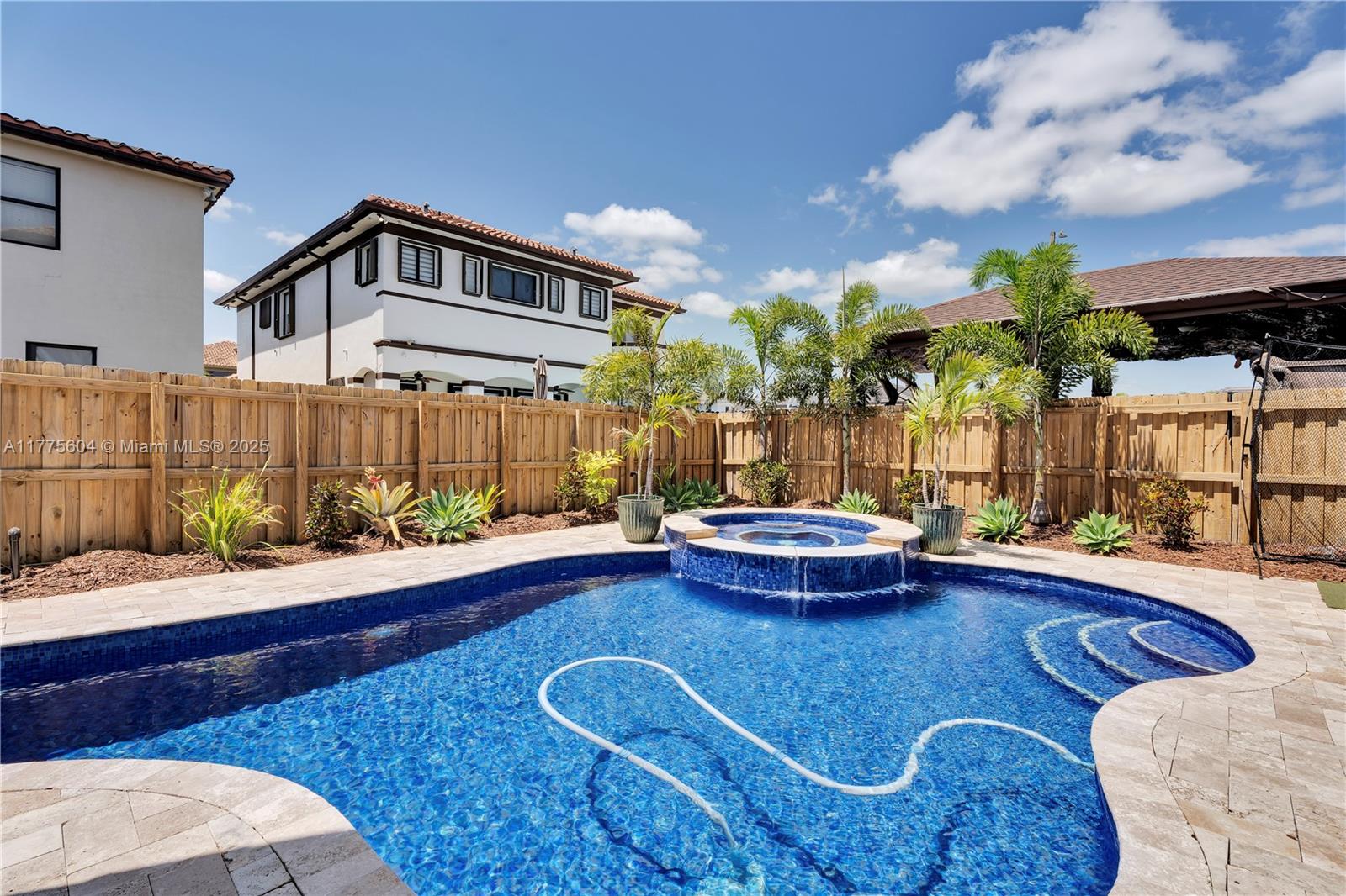 MANSIONS AT SION - Residential