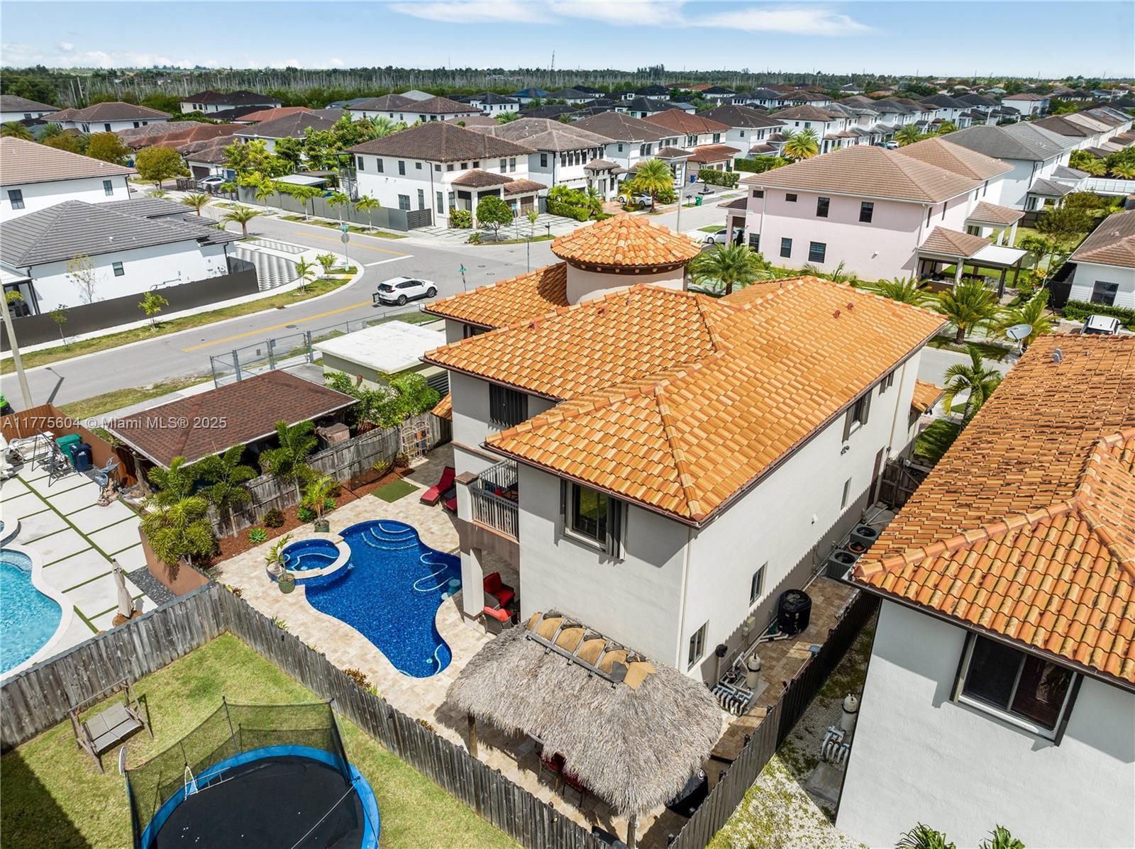 MANSIONS AT SION - Residential