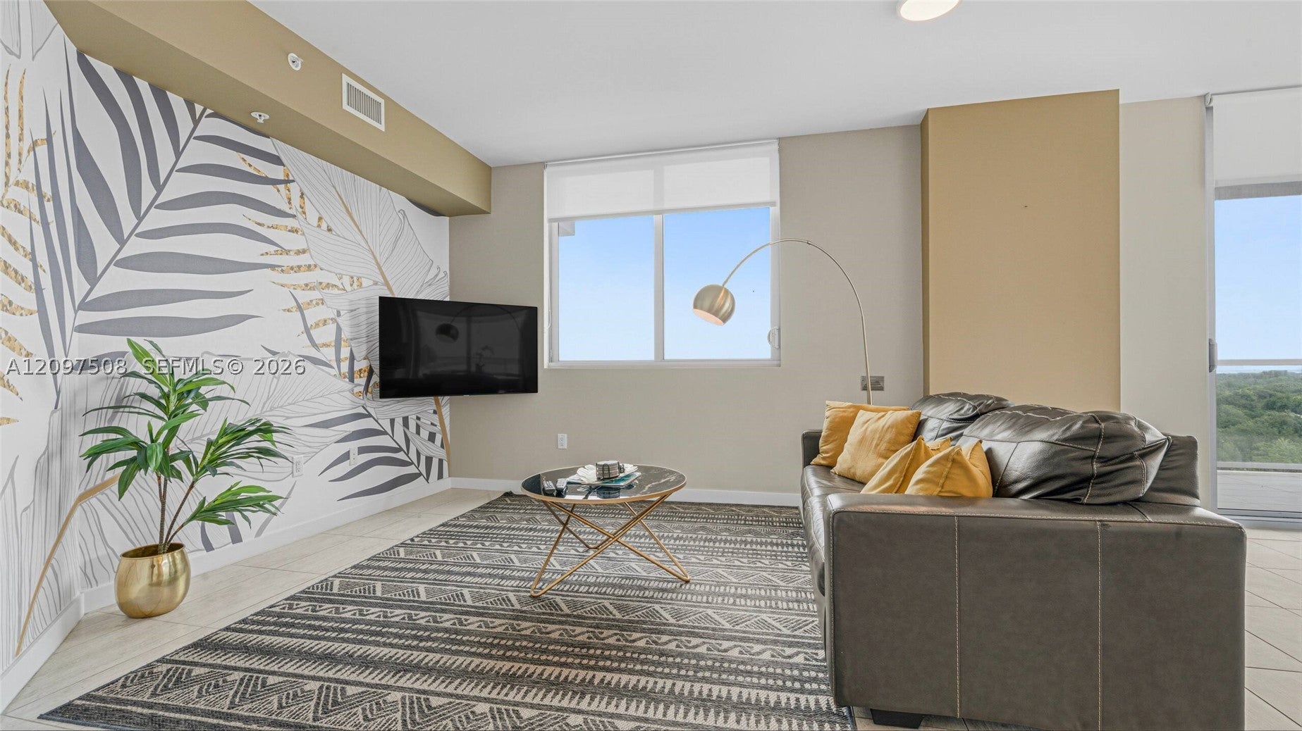 View photos, virtual tours, details... 3900 Biscayne Blvd N-913