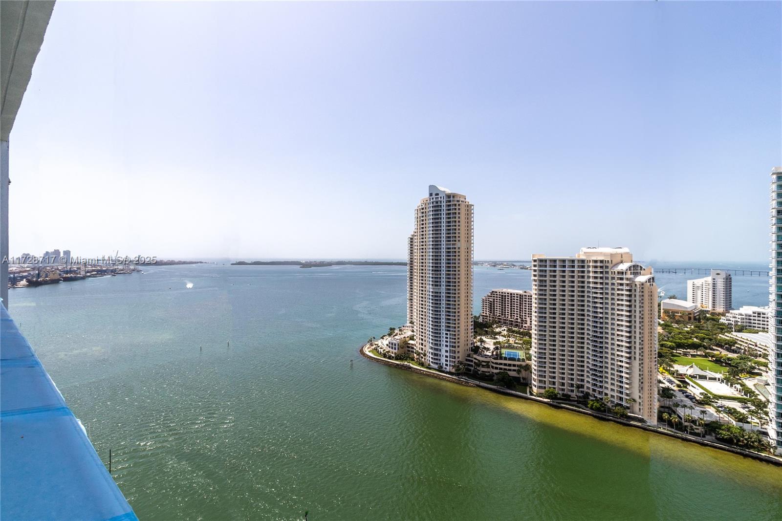 Property for Sale at 335 S Biscayne Blvd 3207, Miami, Broward County, Florida - Bedrooms: 2 
Bathrooms: 2  - $698,000