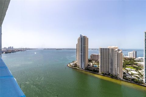 335 S Biscayne Blvd 3207 Miami FL 33131