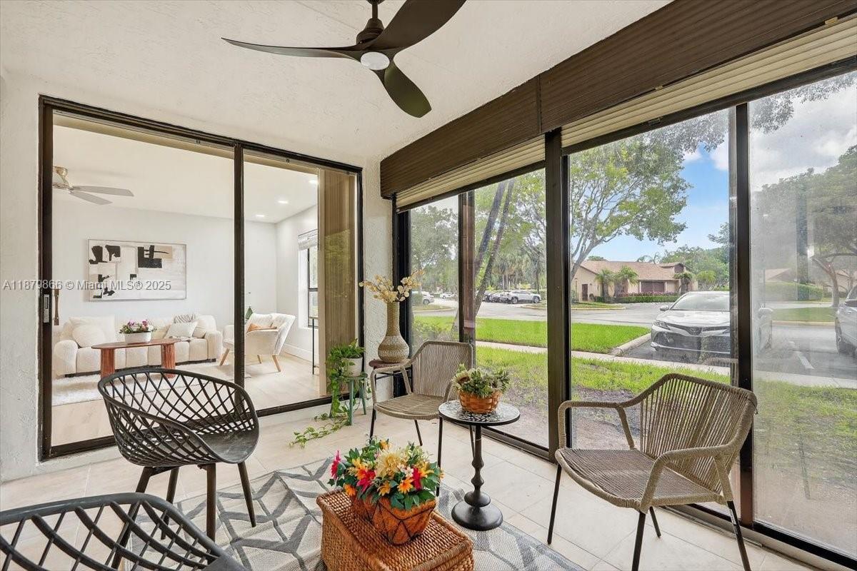 APPLEWOOD VILLAGE I-C CON - Residential