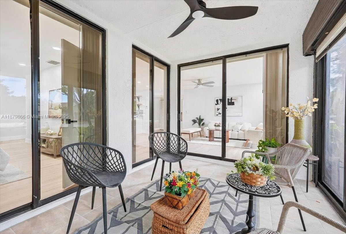 APPLEWOOD VILLAGE I-C CON - Residential