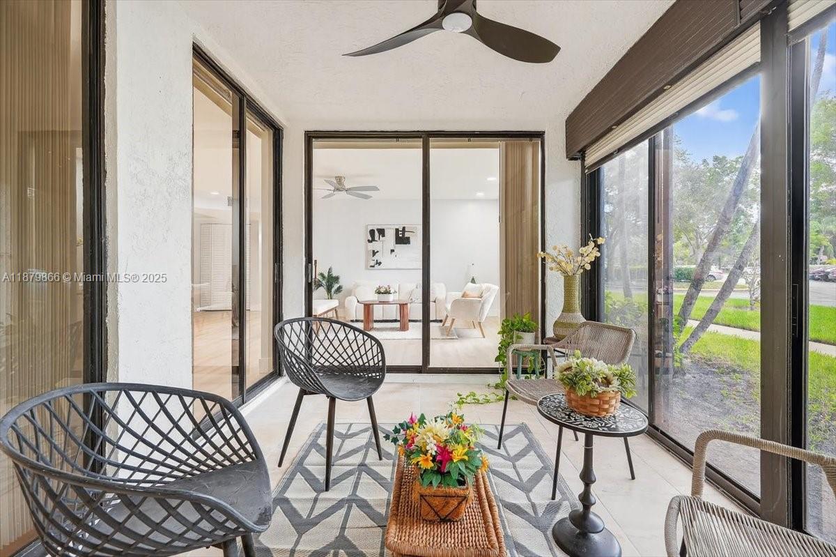 APPLEWOOD VILLAGE I-C CON - Residential