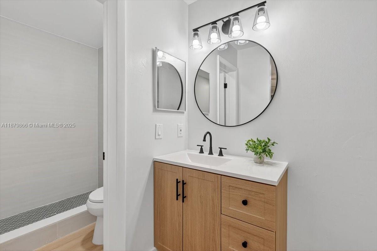 APPLEWOOD VILLAGE I-C CON - Residential