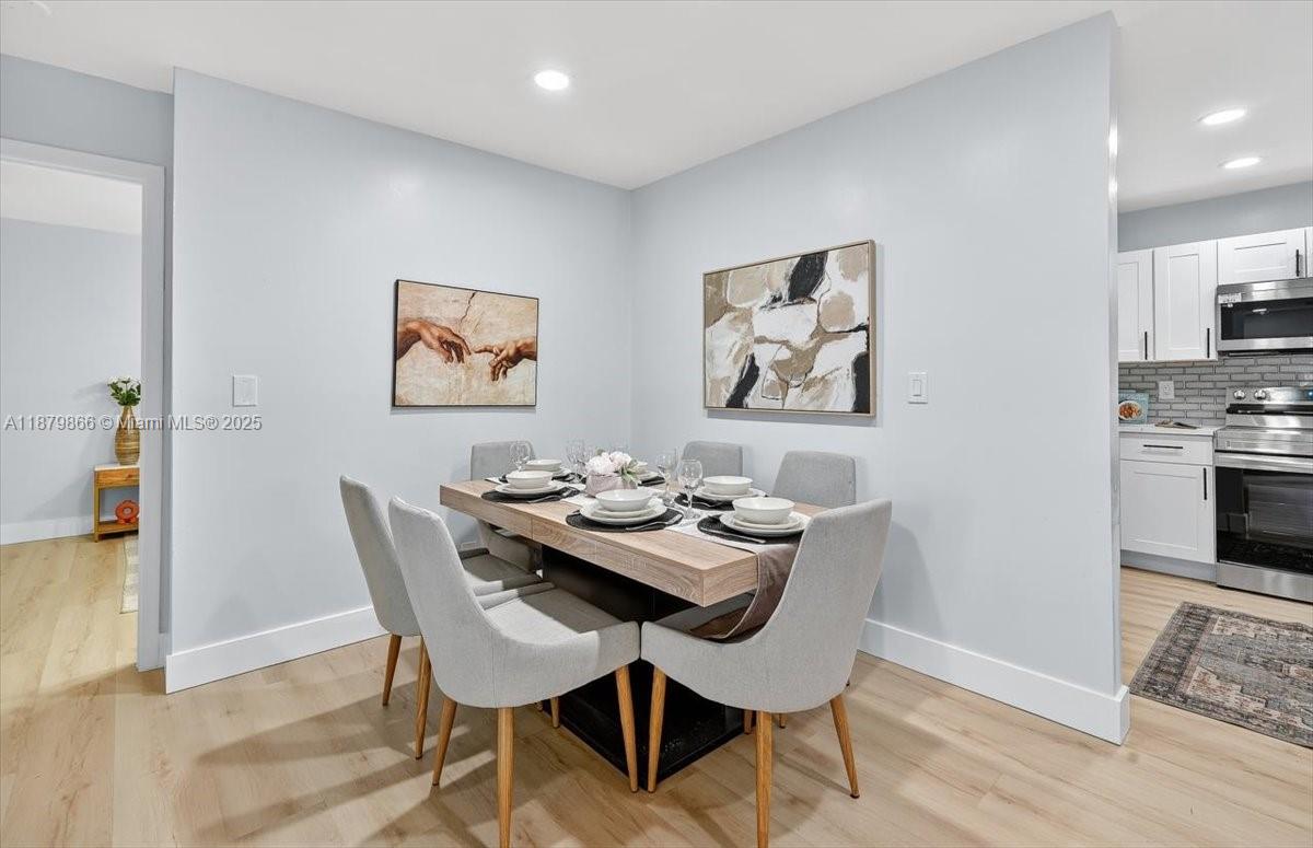 APPLEWOOD VILLAGE I-C CON - Residential