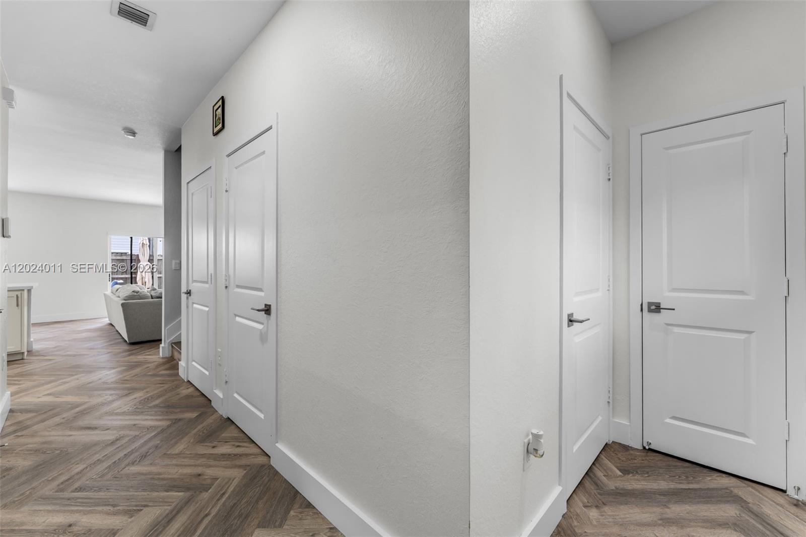 HAMILTON PLACE - Residential Lease