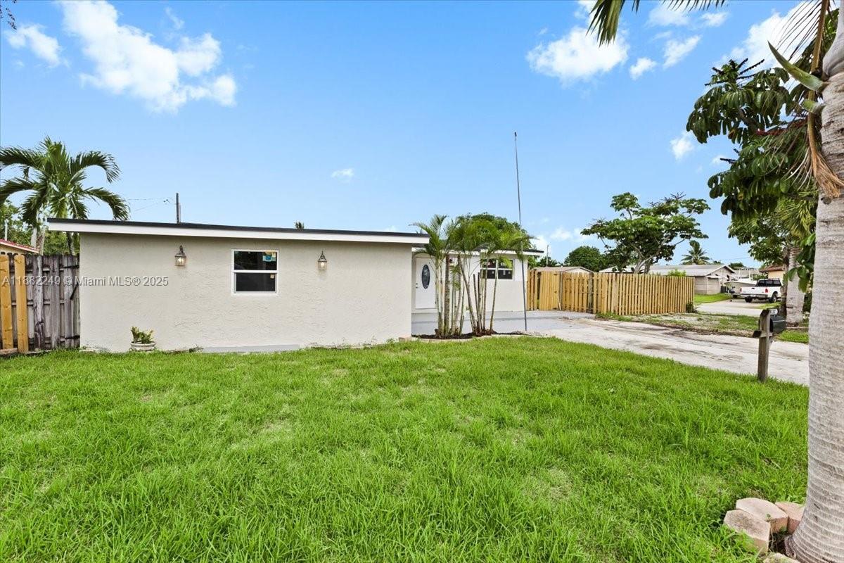TWIN LAKES HOMES SEC 4 - Residential