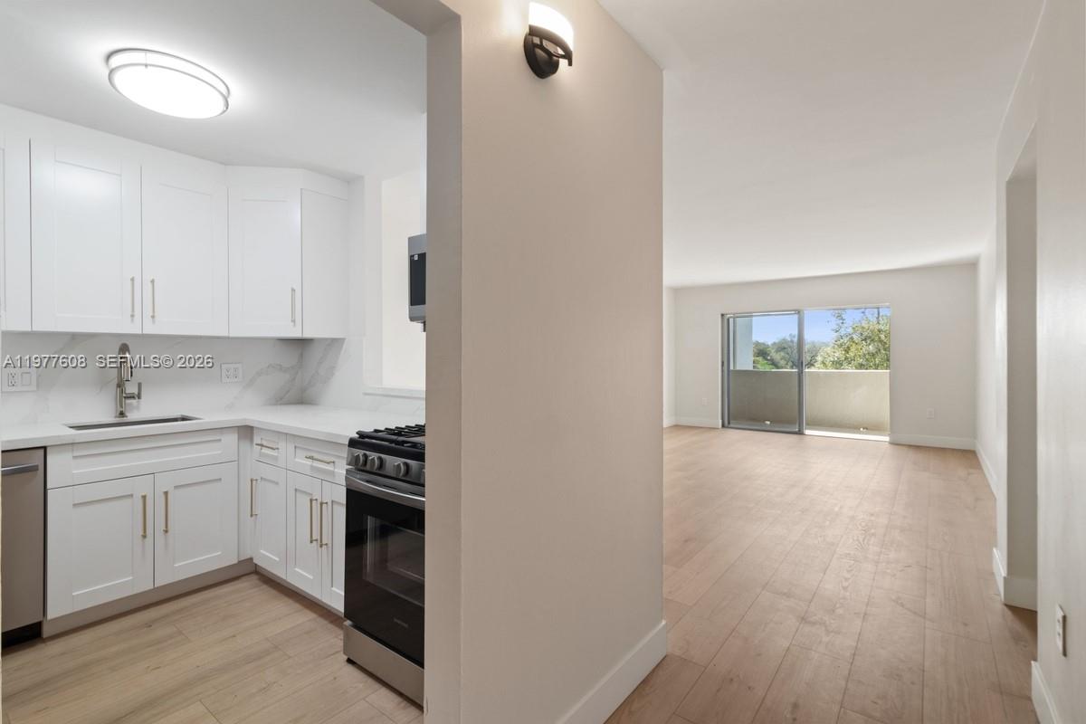 6902 N Kendall Dr E403