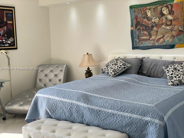 TURNBERRY ISLE CONDO - Residential