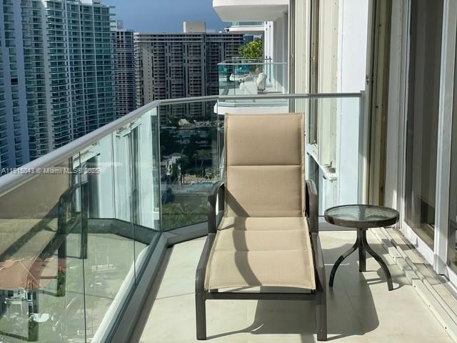 TURNBERRY ISLE CONDO - Residential