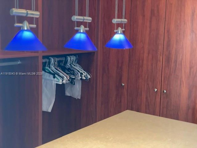 TURNBERRY ISLE CONDO - Residential