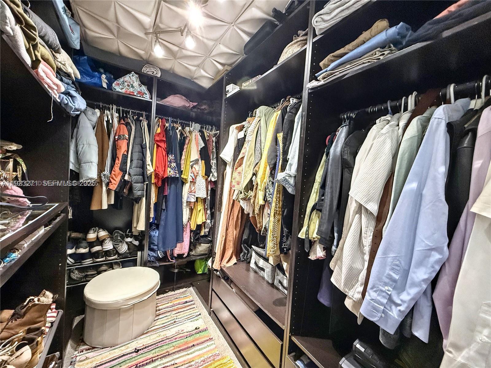 PARK SQUARE CONDO - Residential