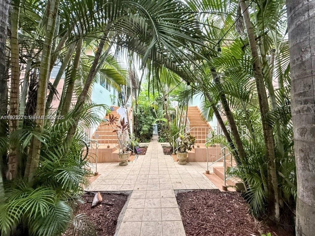 PARK SQUARE CONDO - Residential