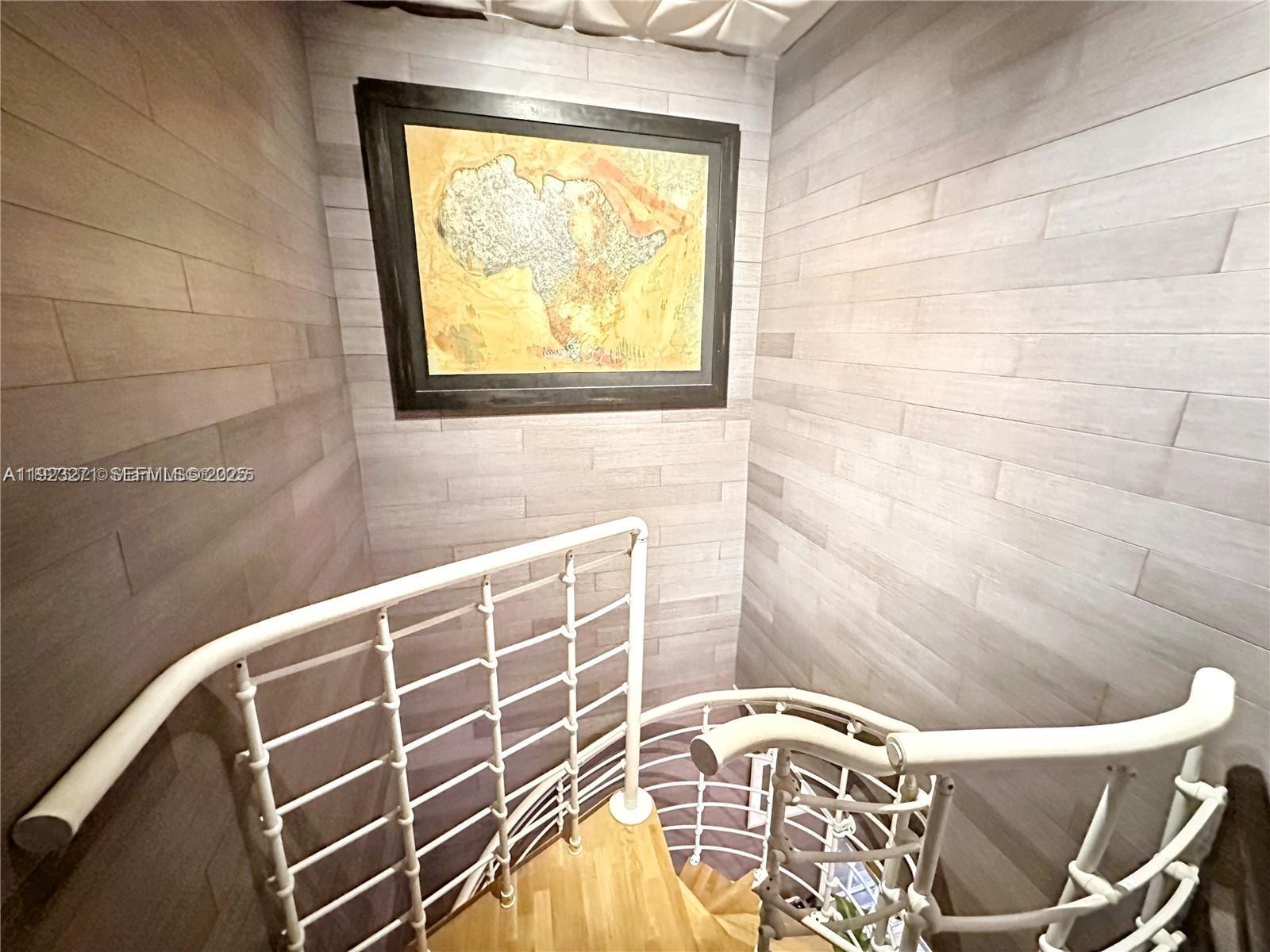 PARK SQUARE CONDO - Residential