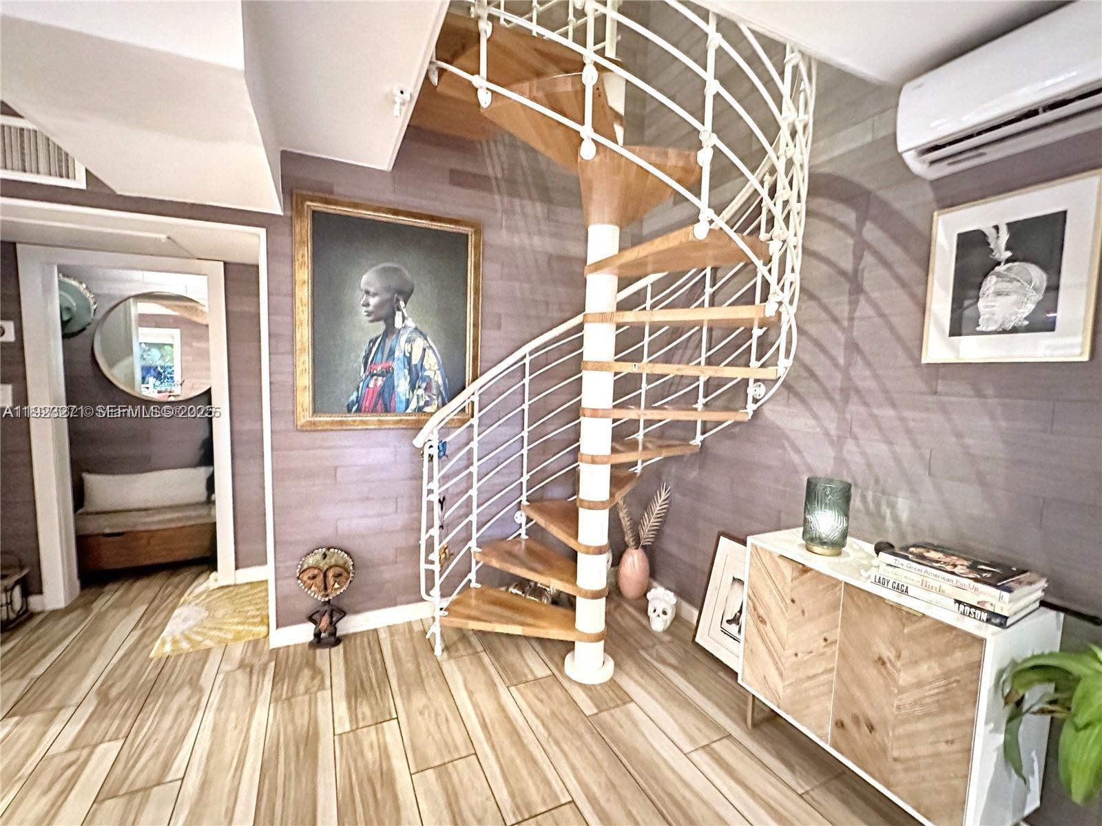 PARK SQUARE CONDO - Residential