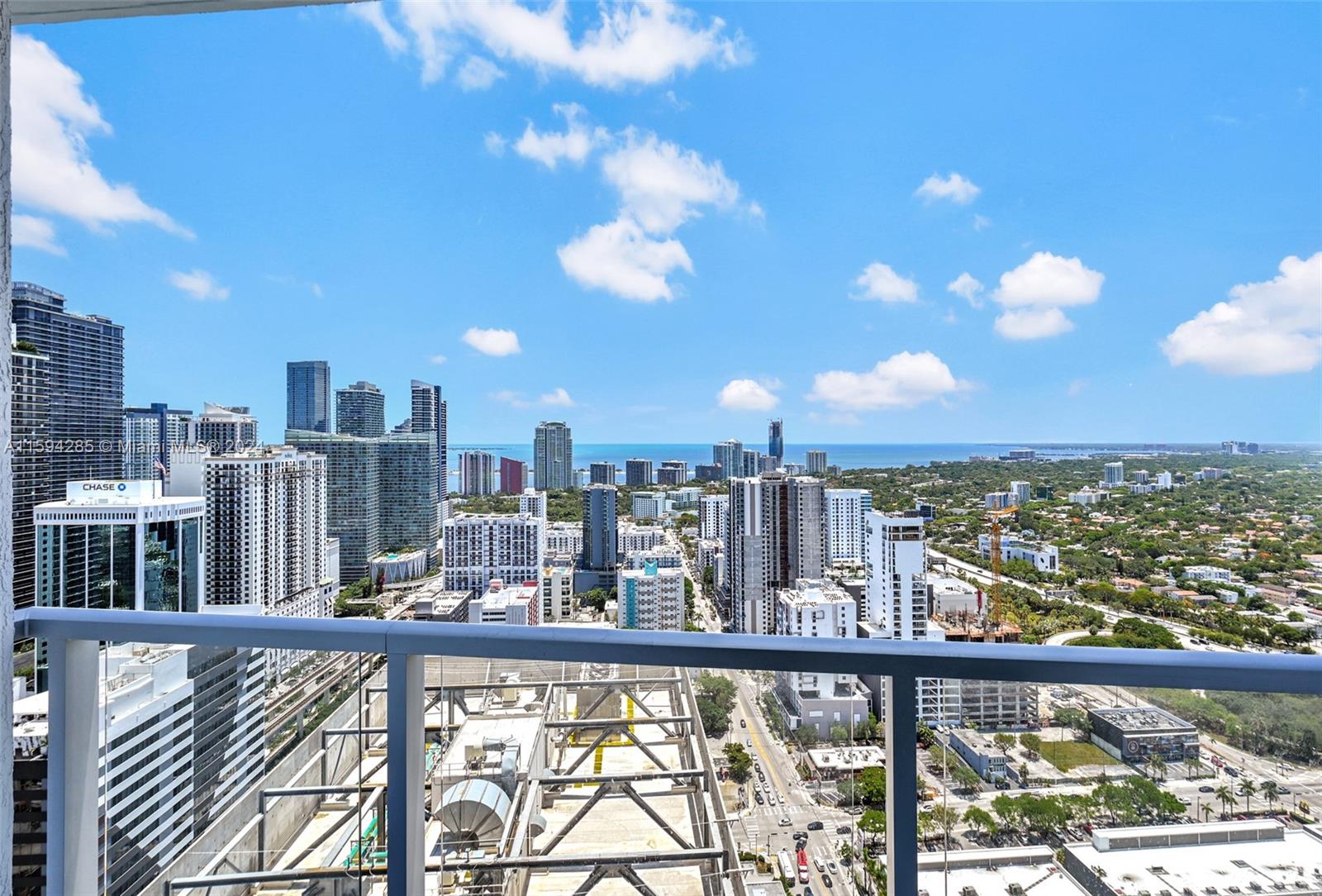185 SW 7 Street 3908