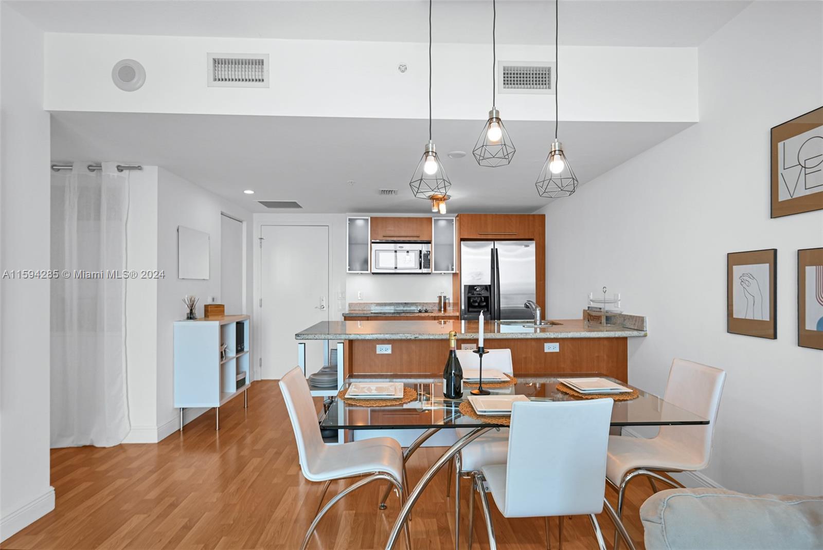 185 SW 7 Street 3908