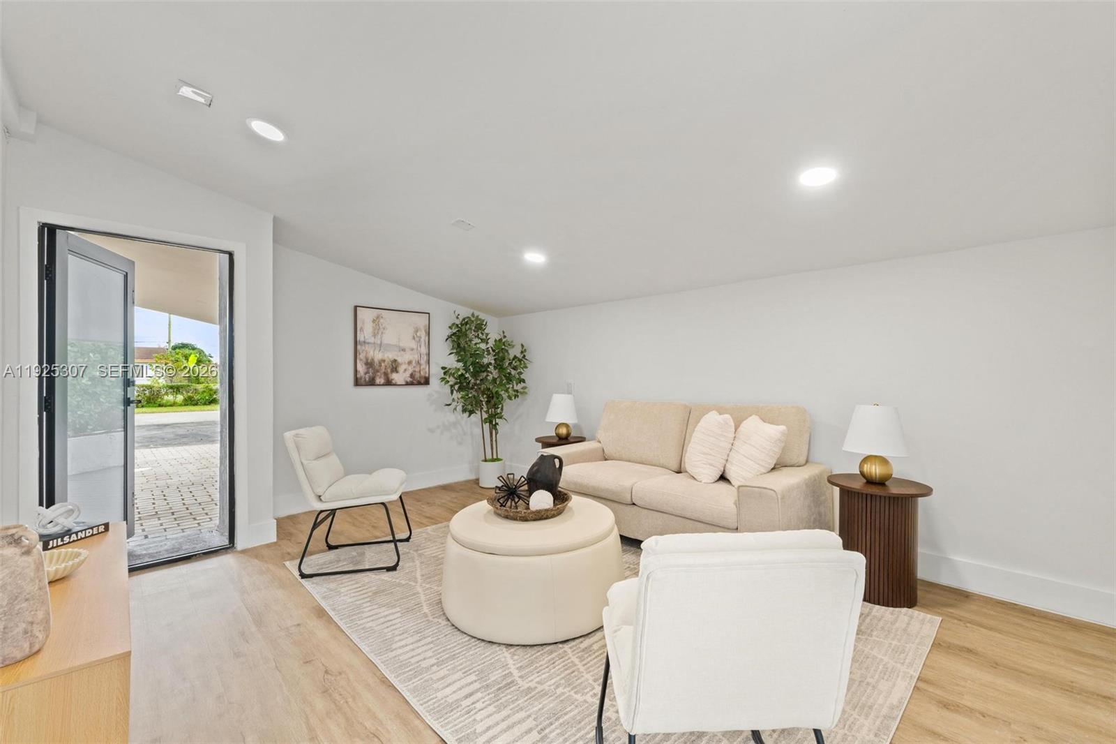 DRIFTWOOD ESTATES NO 4 - Residential