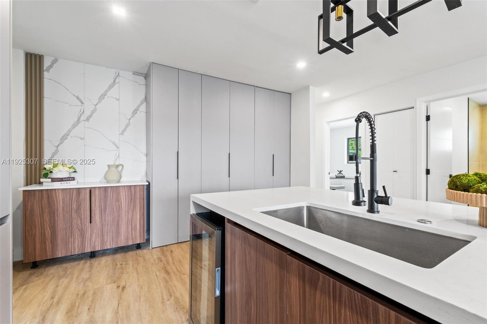 DRIFTWOOD ESTATES NO 4 - Residential