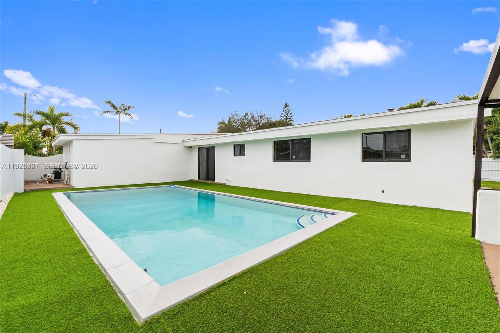 DRIFTWOOD ESTATES NO 4 - Residential