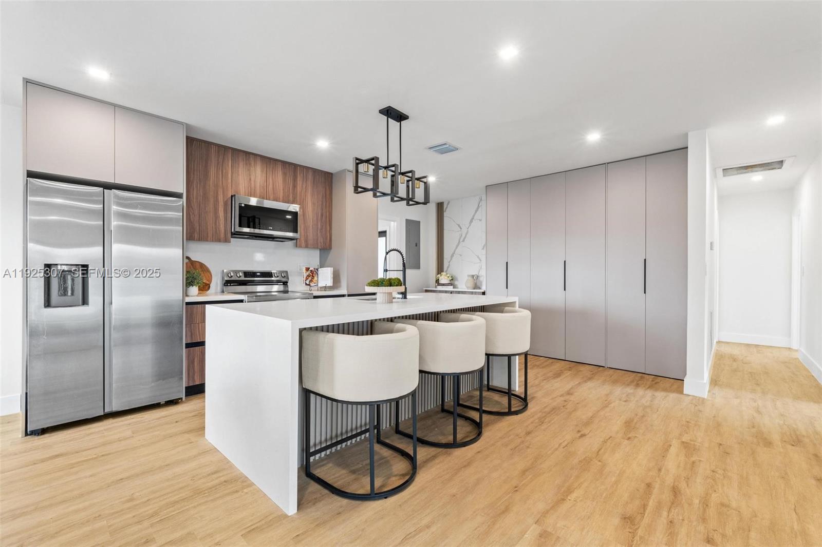 DRIFTWOOD ESTATES NO 4 - Residential