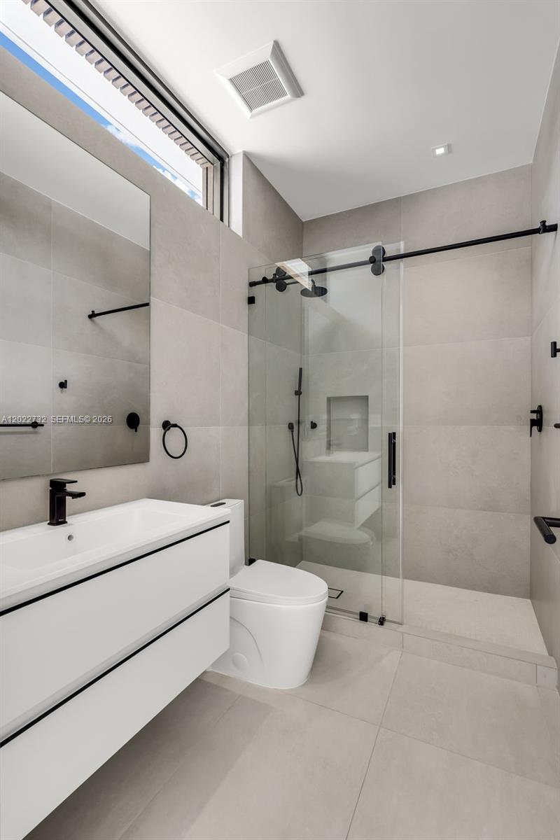 PINE TREE ESTATES - Residential