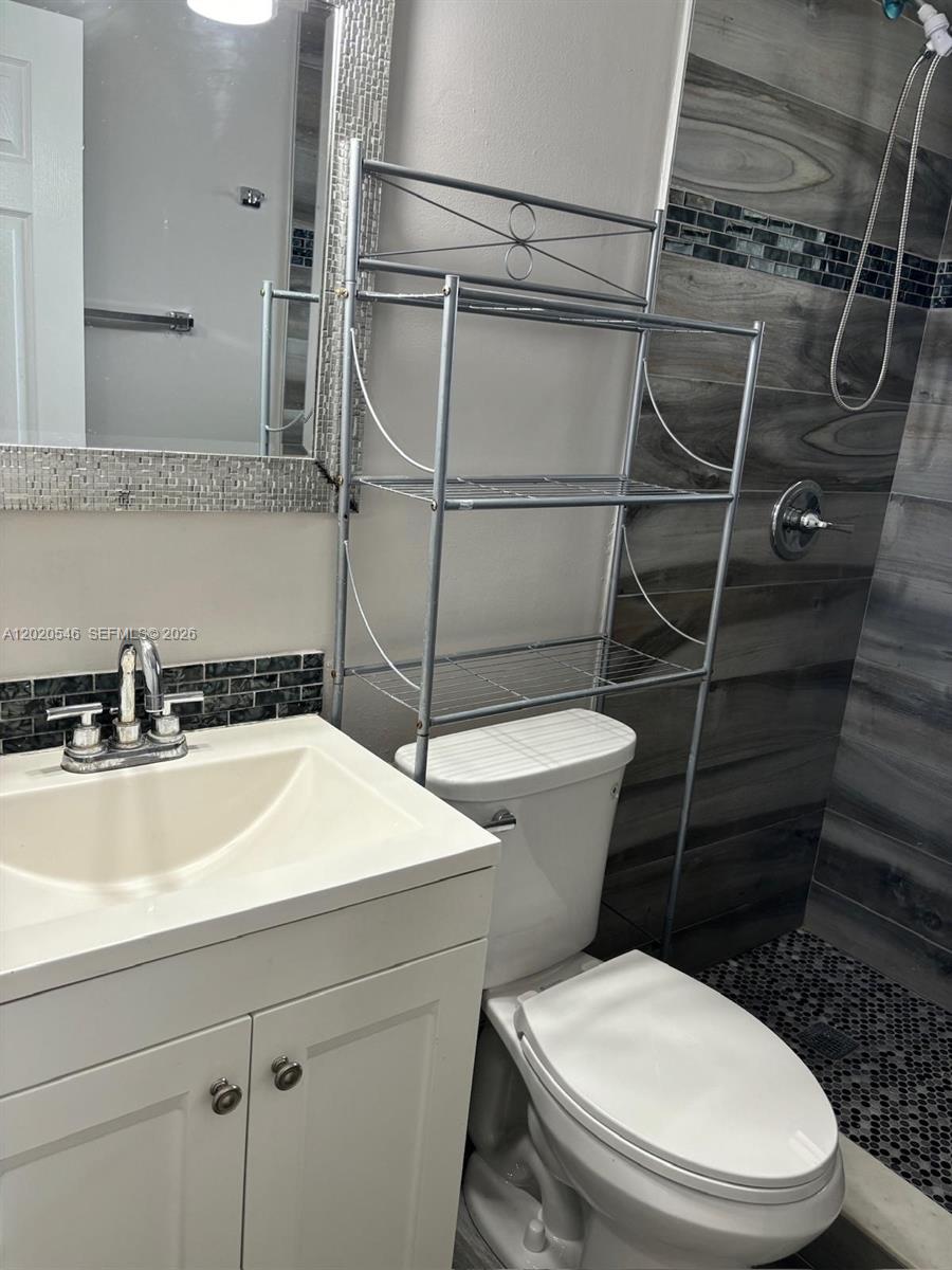 CORAL WEST CONDO - Residential