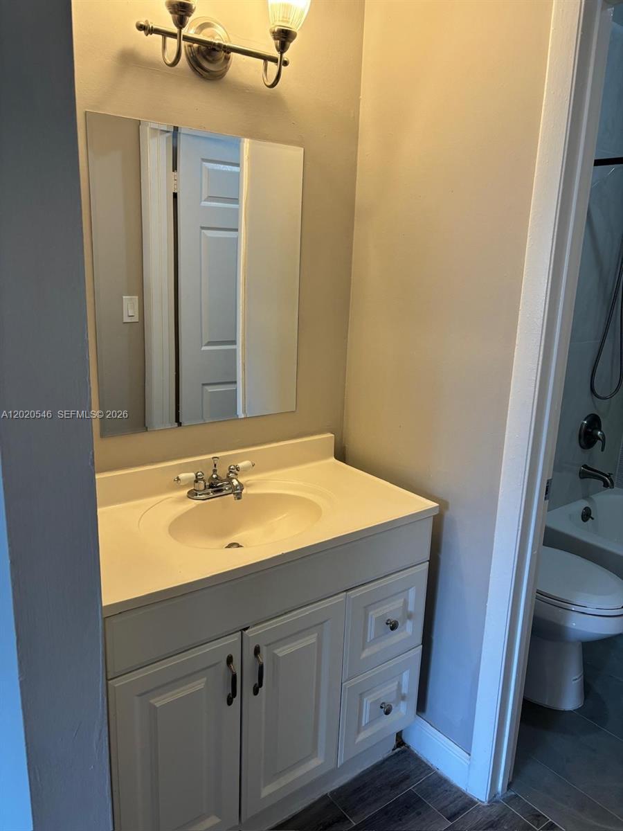 CORAL WEST CONDO - Residential