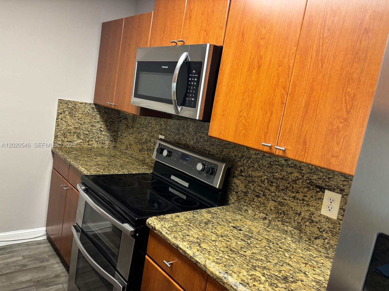 CORAL WEST CONDO - Residential