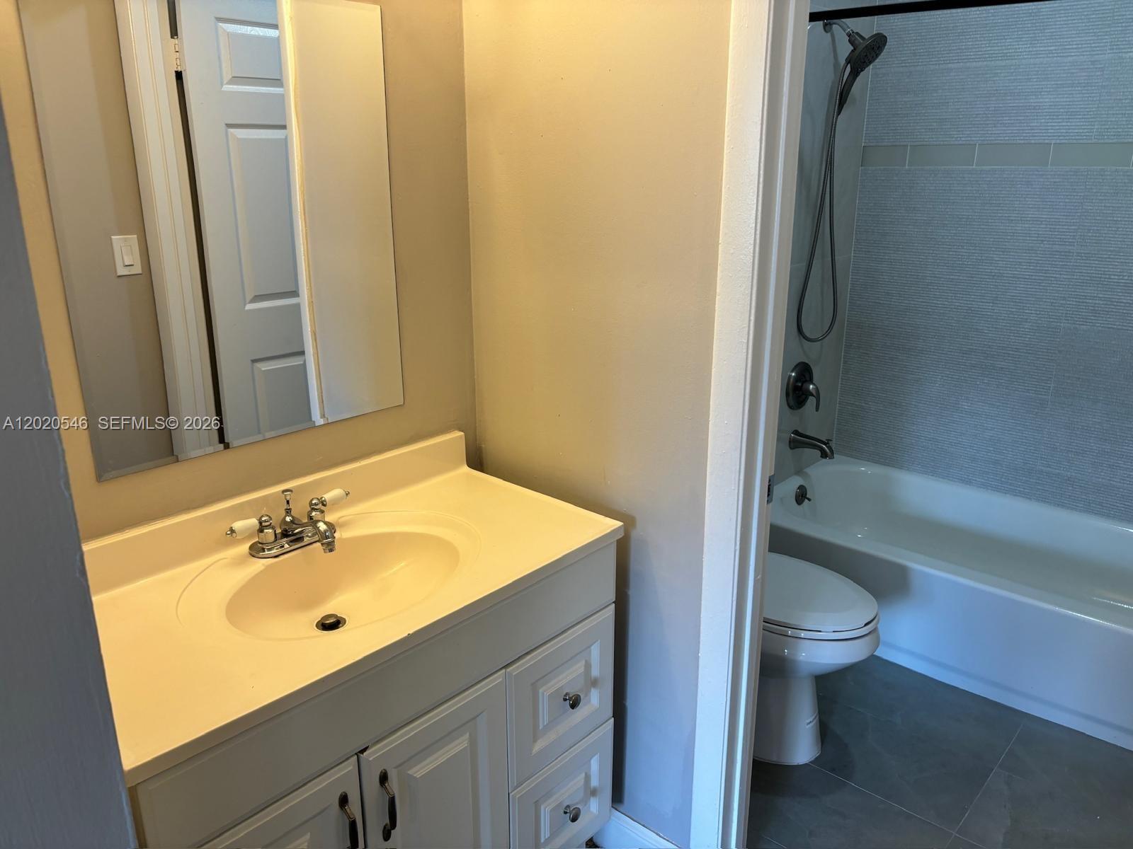 CORAL WEST CONDO - Residential