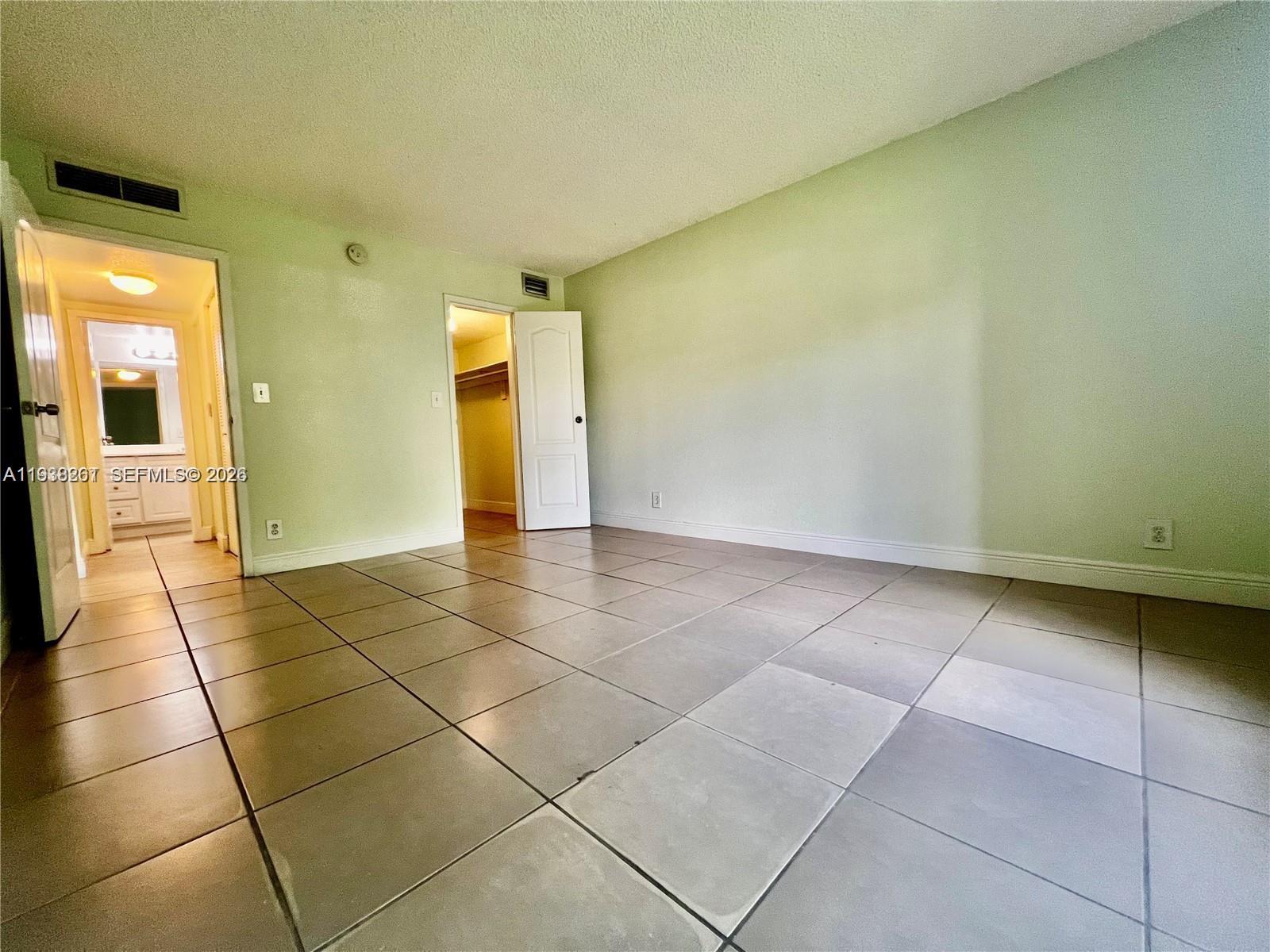DORAL GARDENS II CONDO - Residential