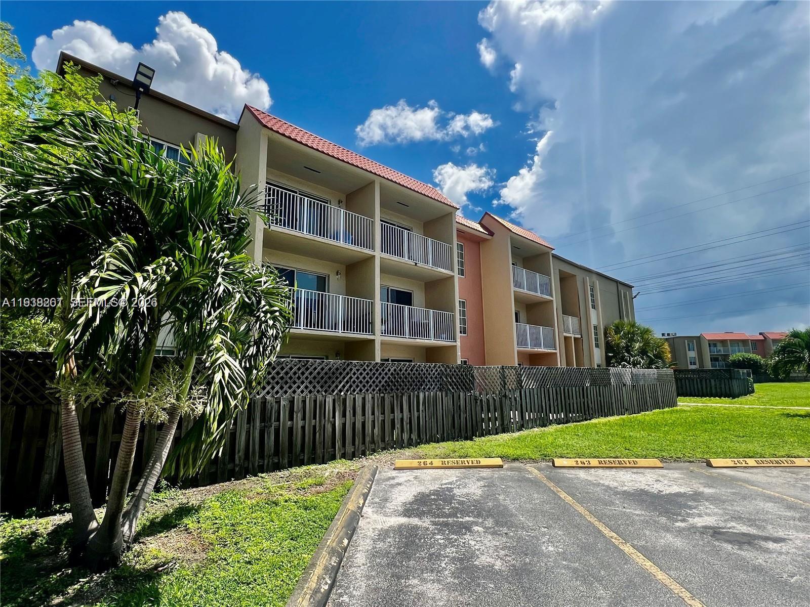 DORAL GARDENS II CONDO - Residential