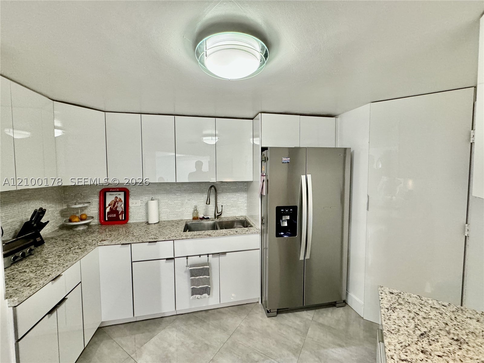 801 Brickell Bay Dr 570