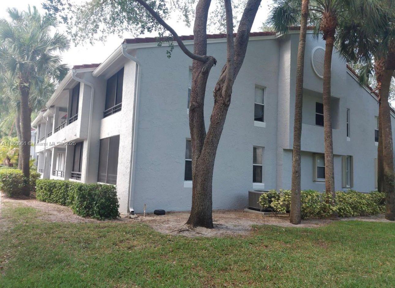 COCO PARC CONDO - Residential
