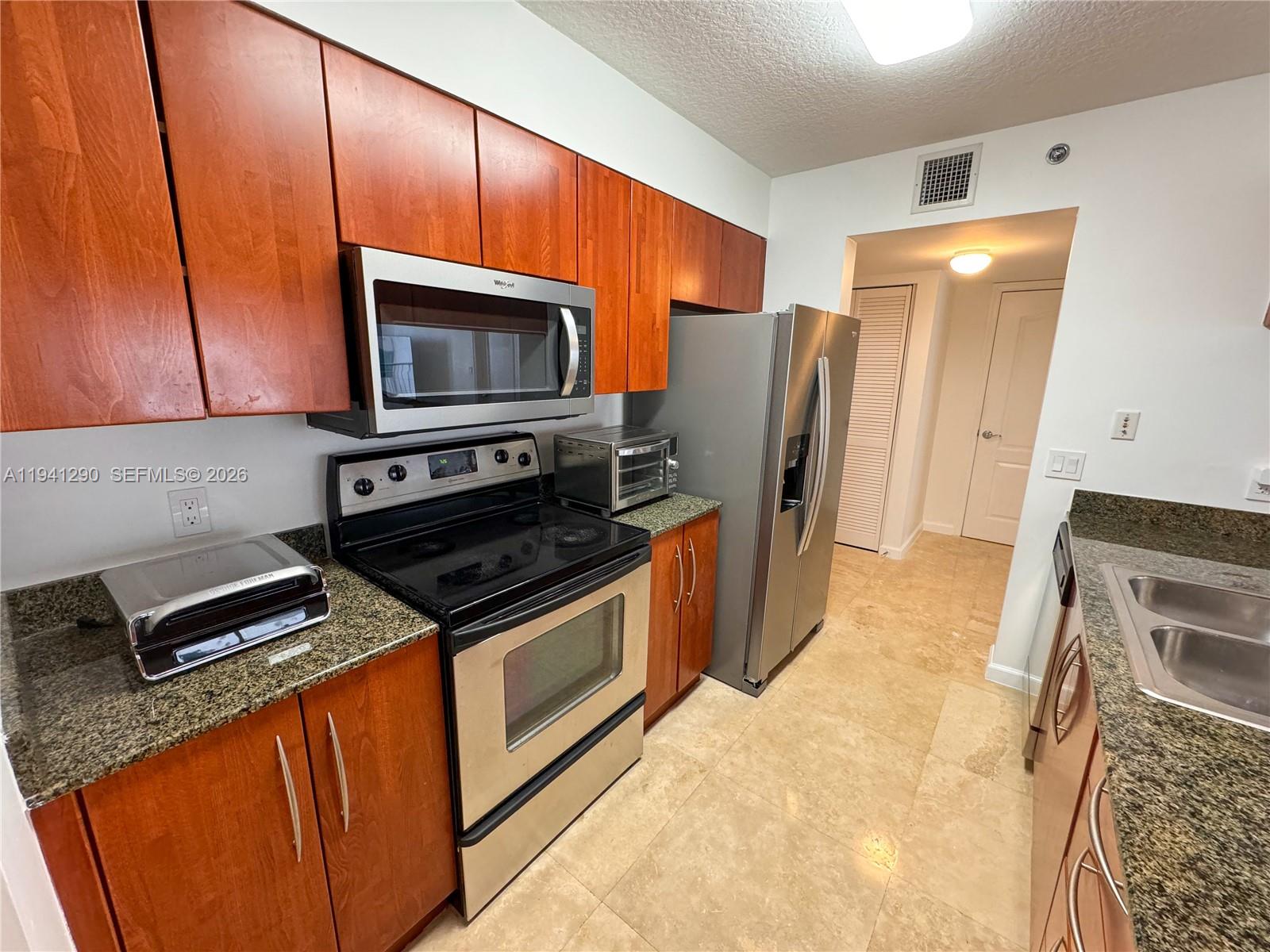 1200 Brickell Bay Dr 1708