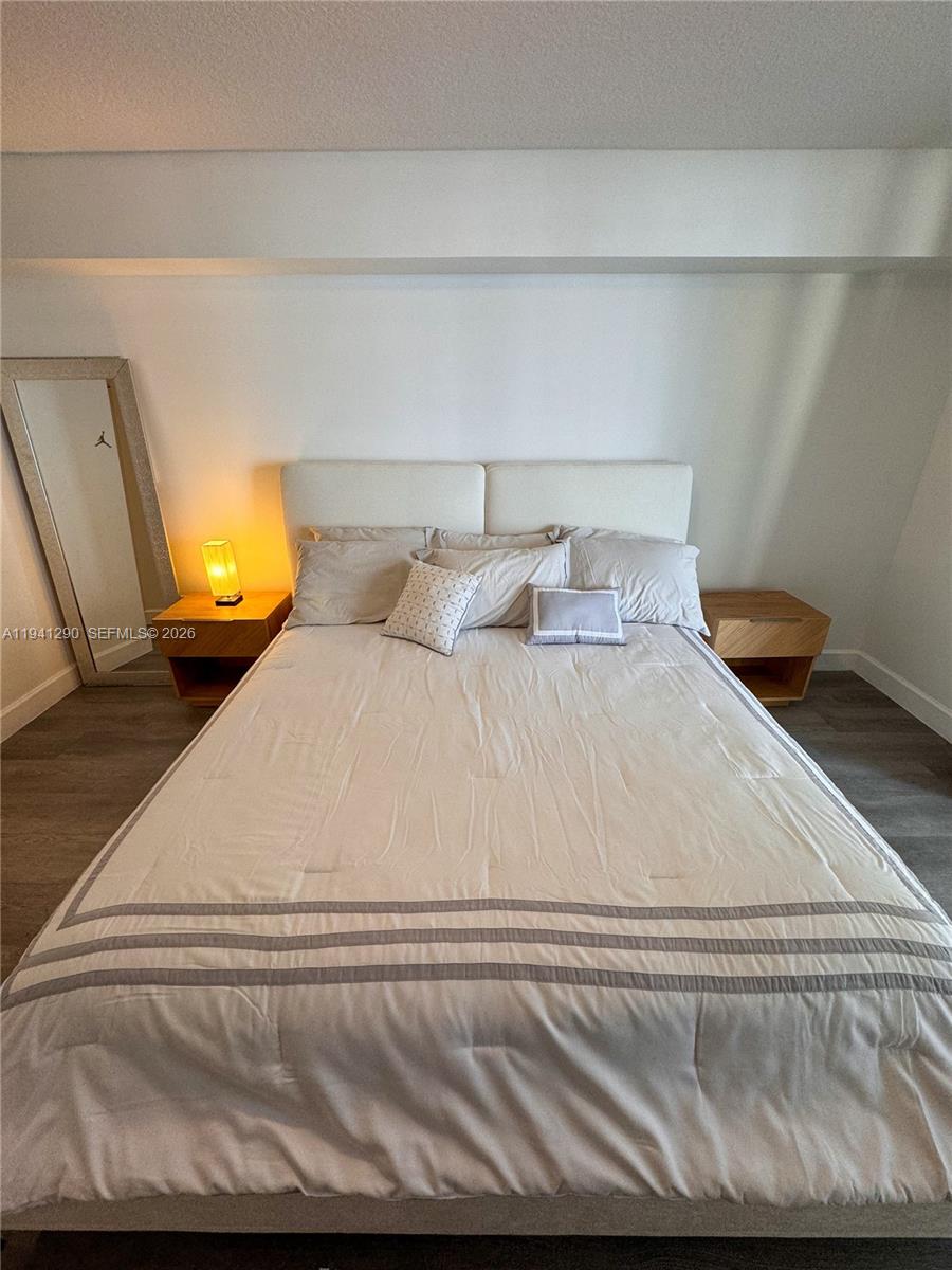 THE CLUB AT BRICKELL BAY - Residential Lease