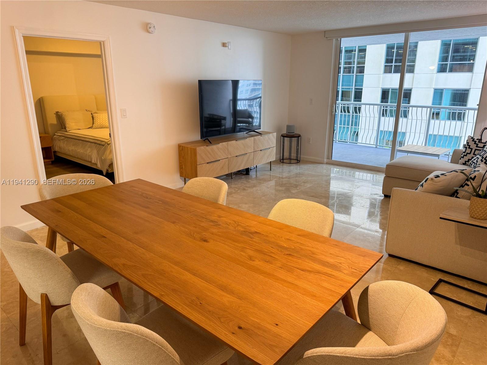 1200 Brickell Bay Dr 1708