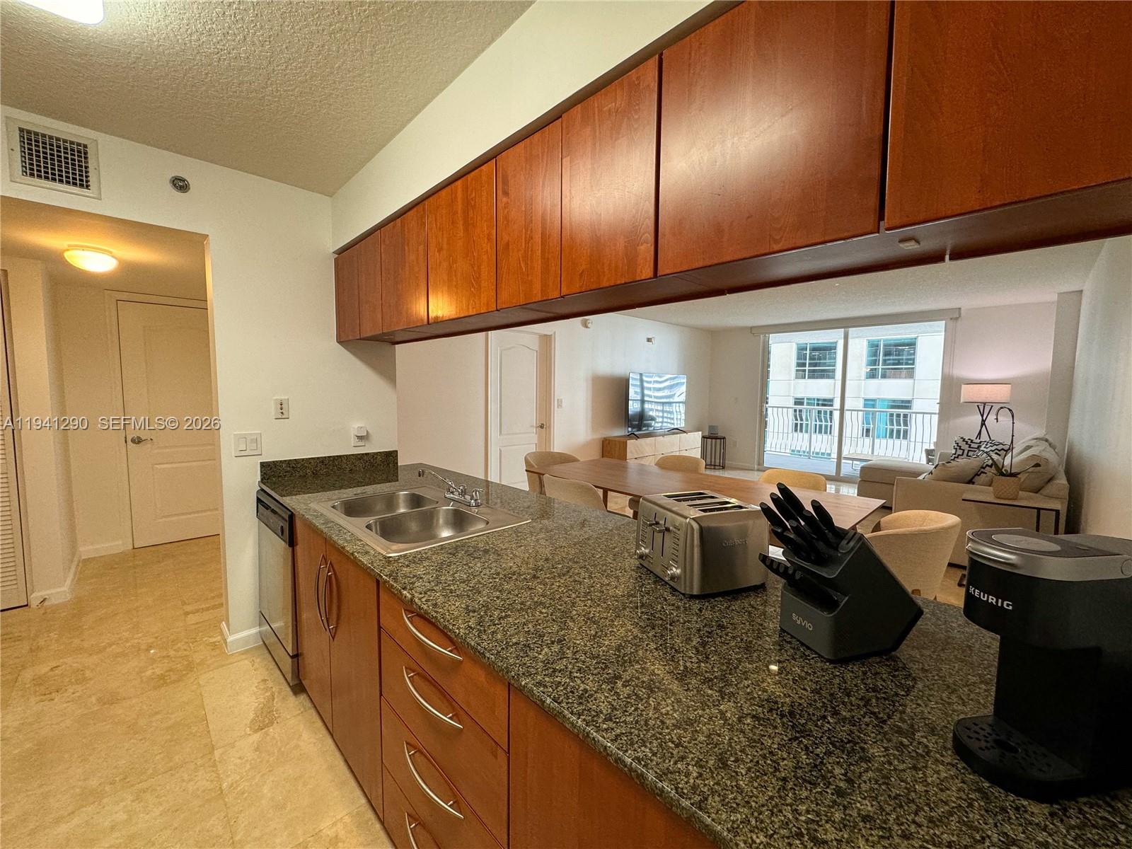 1200 Brickell Bay Dr 1708