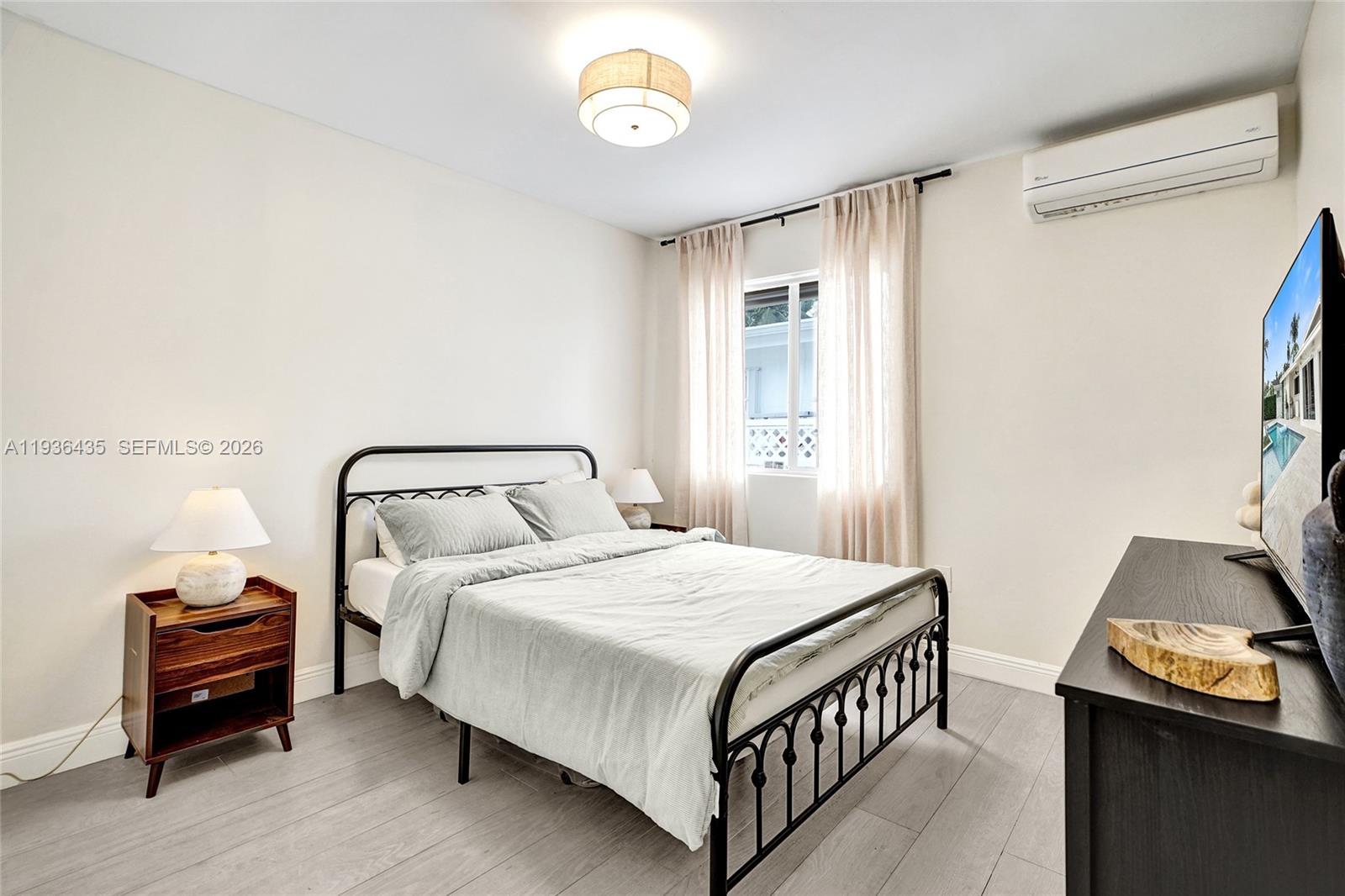 ENCHANTED LAKE SEC 2 - Residential