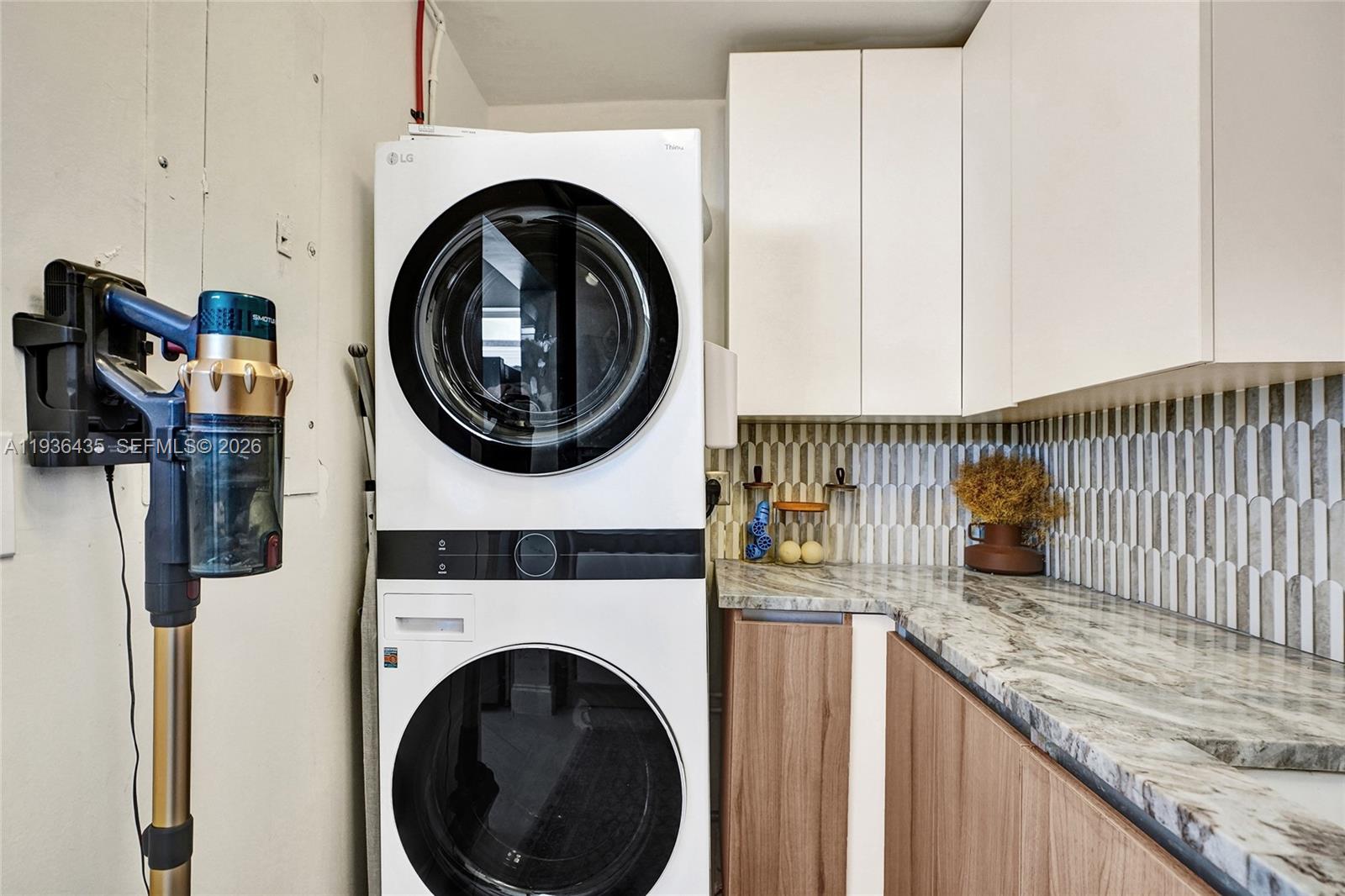 ENCHANTED LAKE SEC 2 - Residential